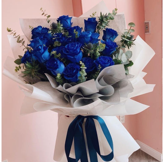 Ramo 12 rosas azules